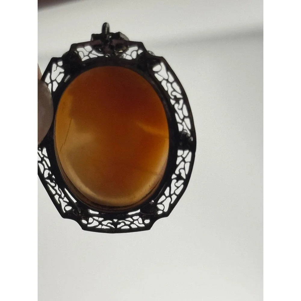 Vintage‎ Art Deco Sterling Silver Filigree Marcasite Carved Shell Cameo Pendant